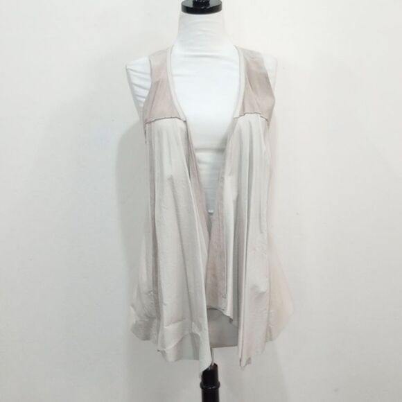 Illia Jackets & Blazers - Illia Los Angeles Patchwork Pleated Paneled Leather Suede Vest - 4 - Vintage!